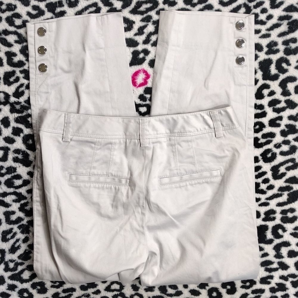 WHBM Button Hem Slim Capri Inseam 23"
